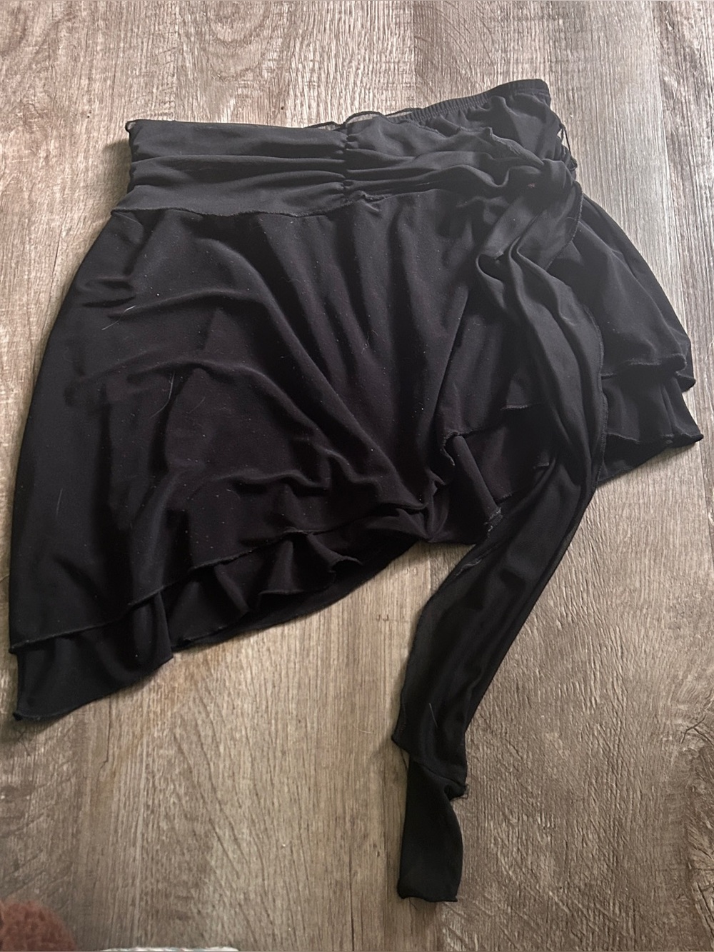 Y2K Black Asymmetric Ruffle Skirt